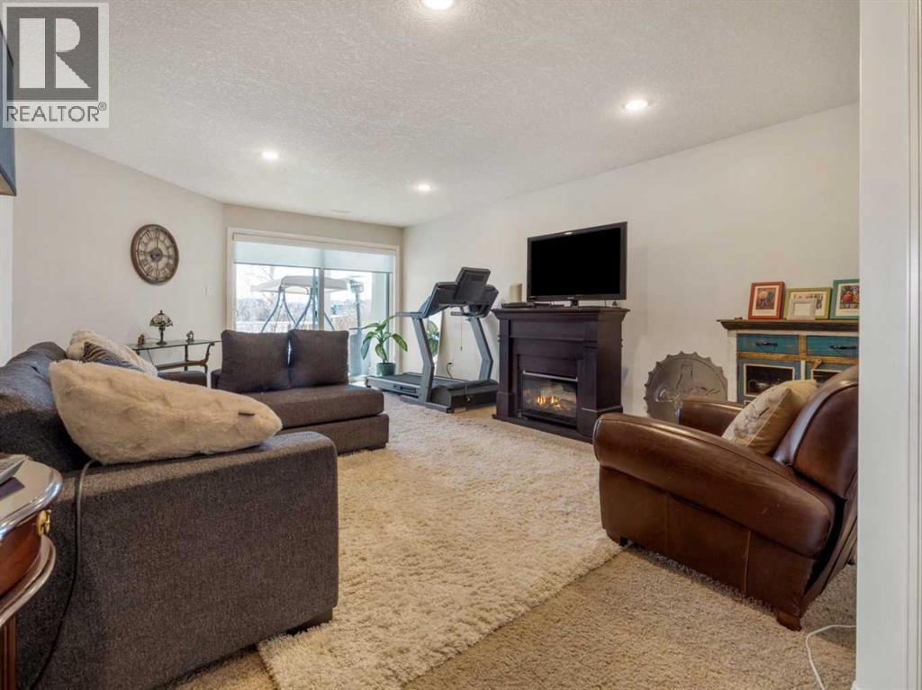 1656 Coalbanks Boulevard W - 30