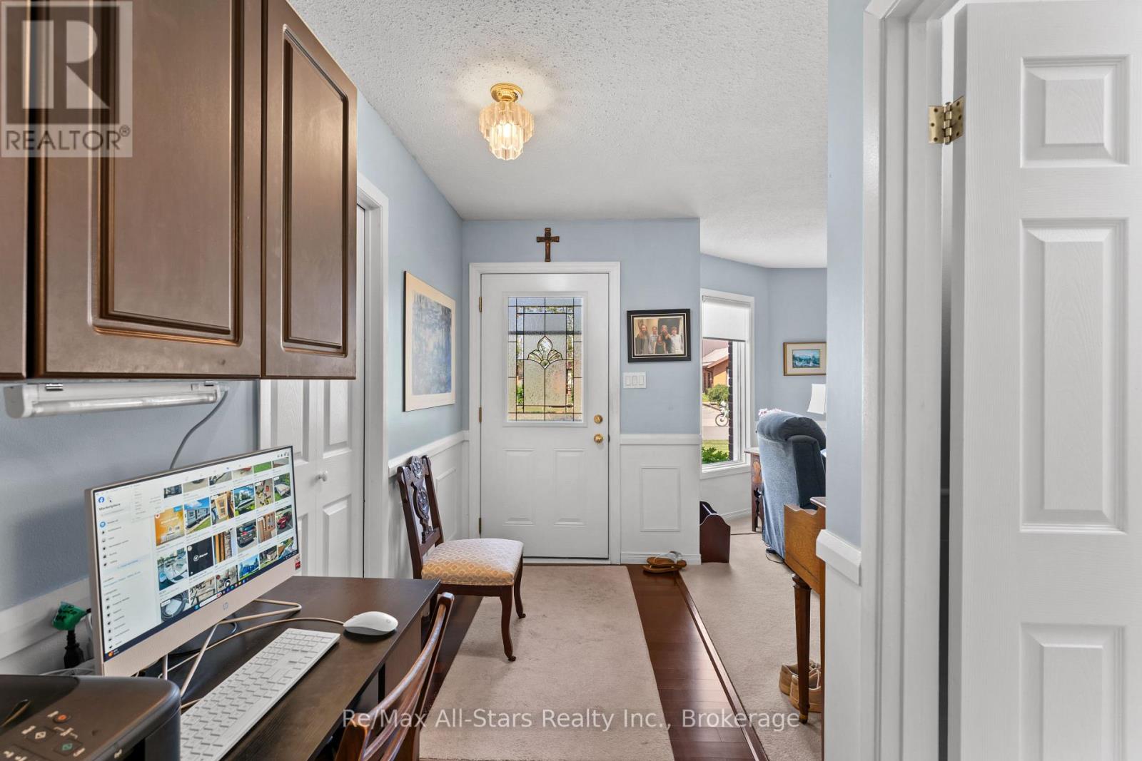 53 HELEN STREET - Image 6