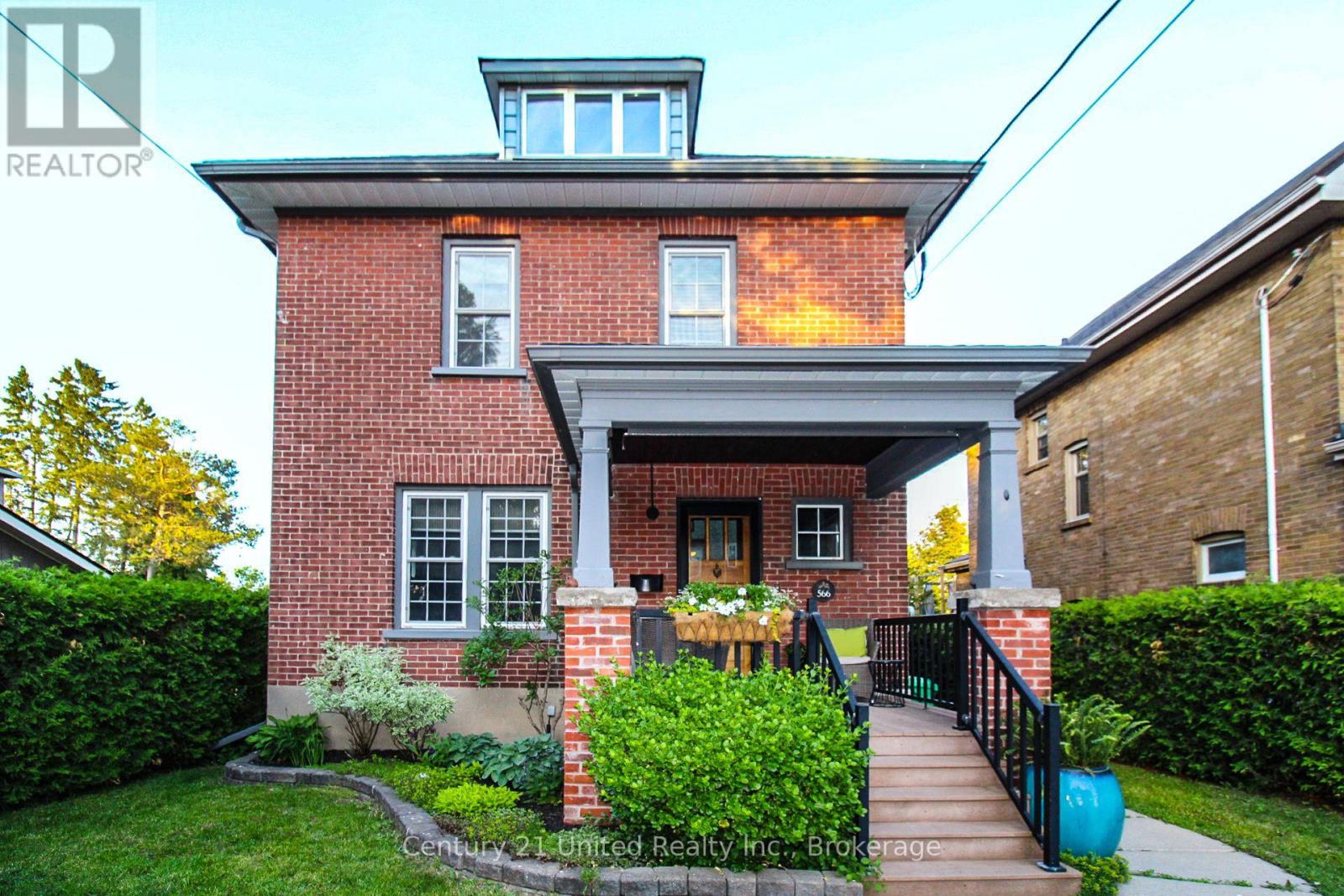 566 WATERFORD STREET - 1