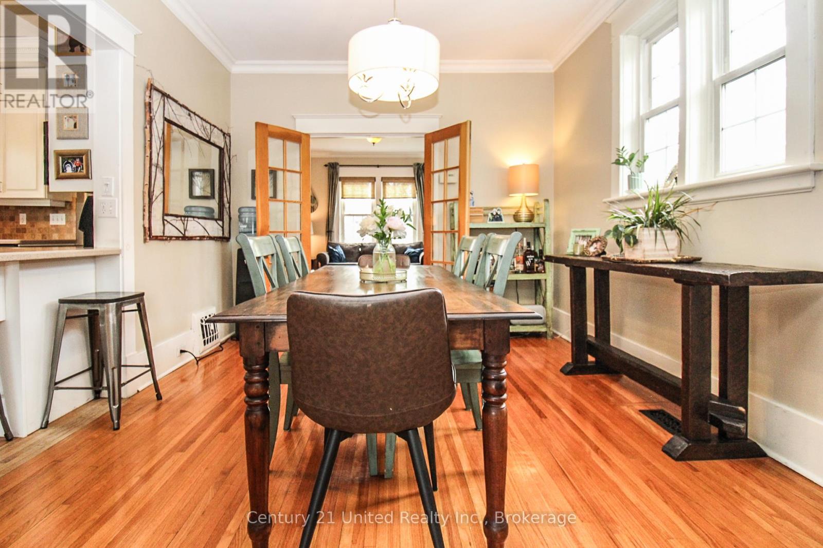 566 WATERFORD STREET - 13