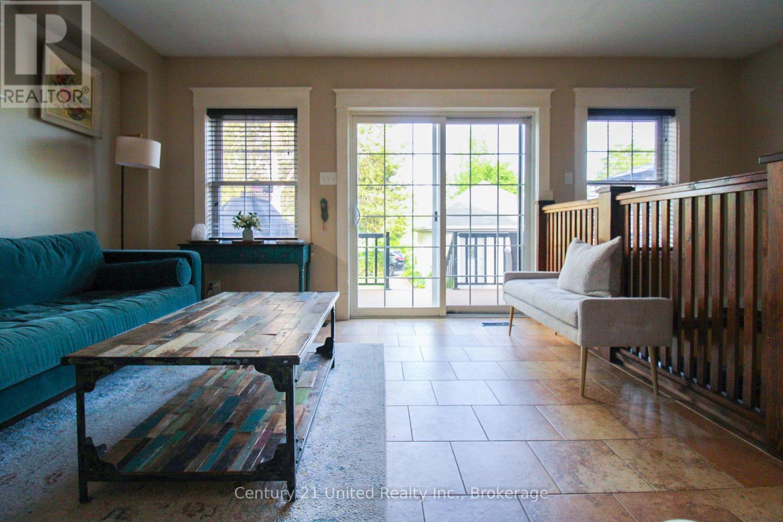 566 WATERFORD STREET - 21