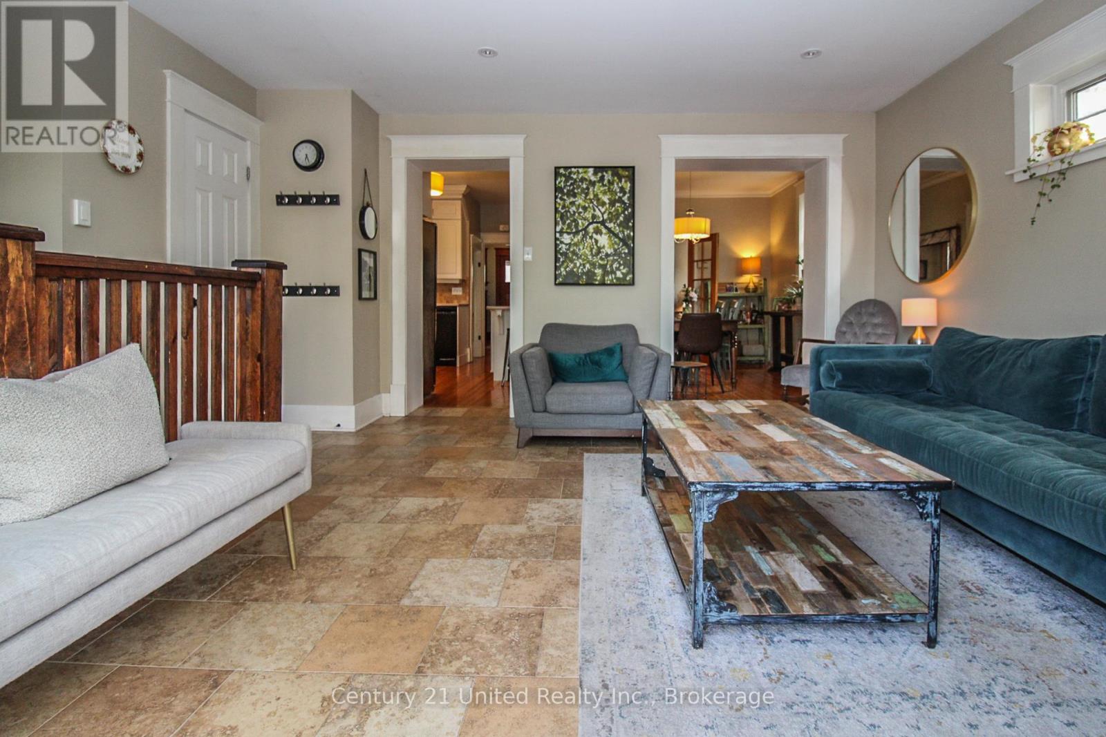566 WATERFORD STREET - 22