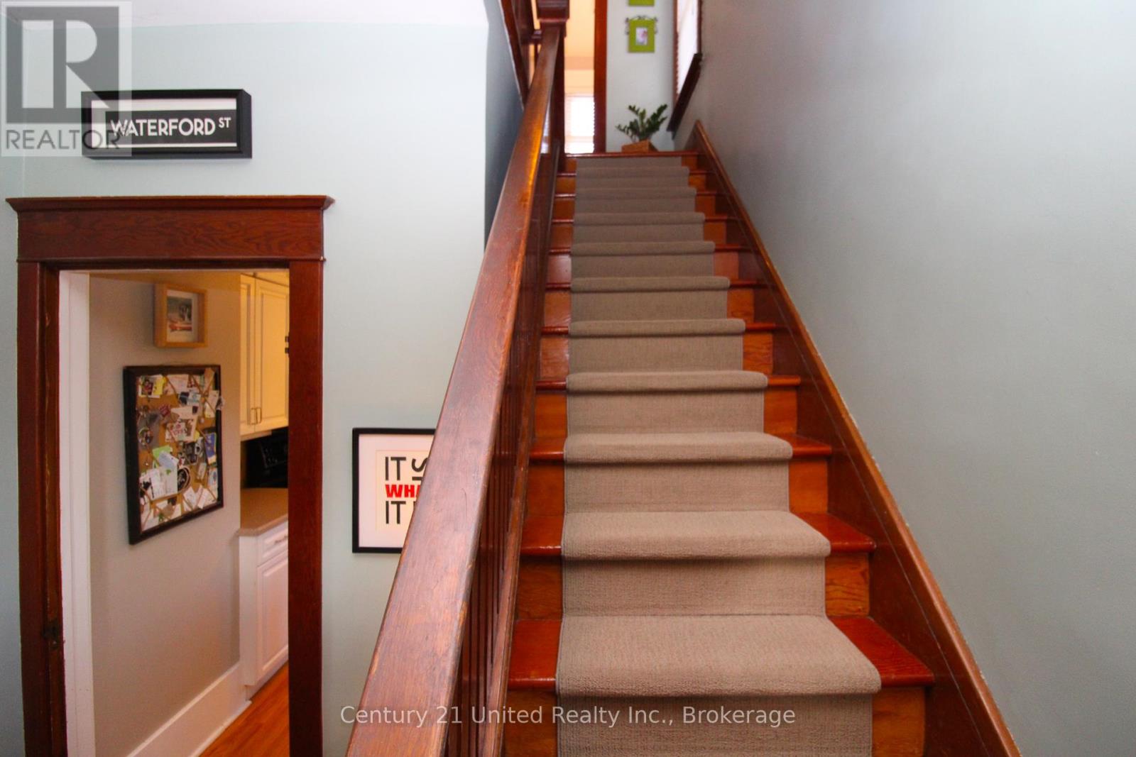 566 WATERFORD STREET - 24