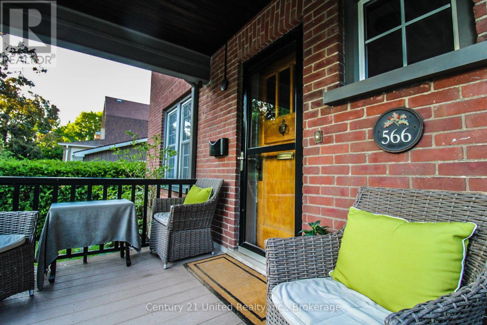 566 WATERFORD STREET - 4