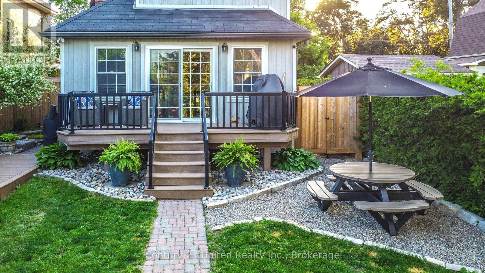566 WATERFORD STREET - 47