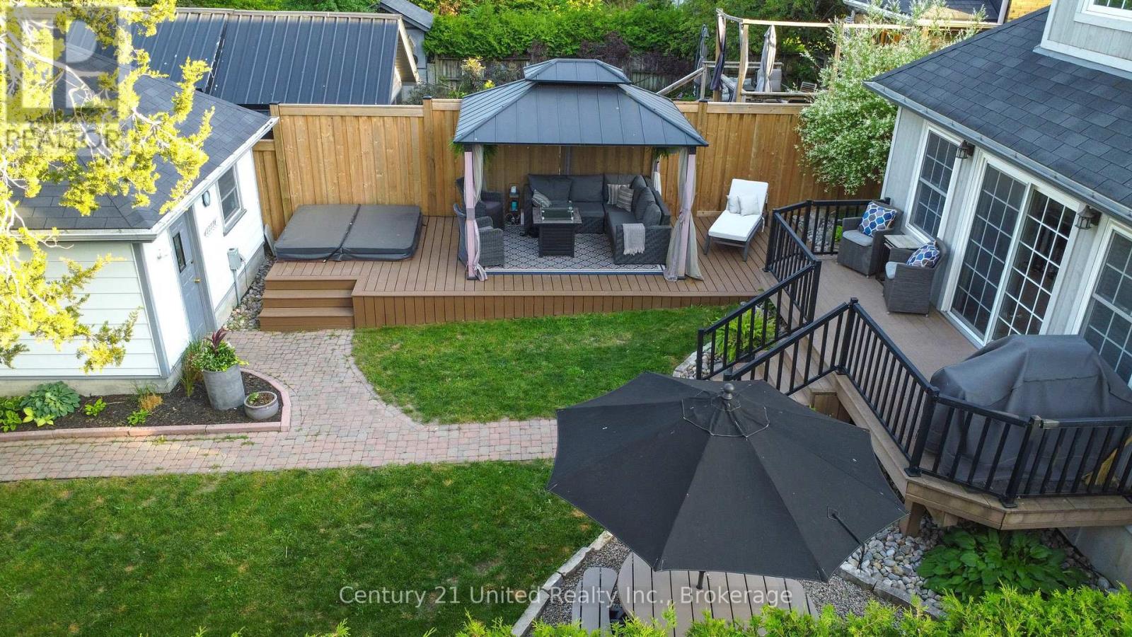 566 WATERFORD STREET - 48