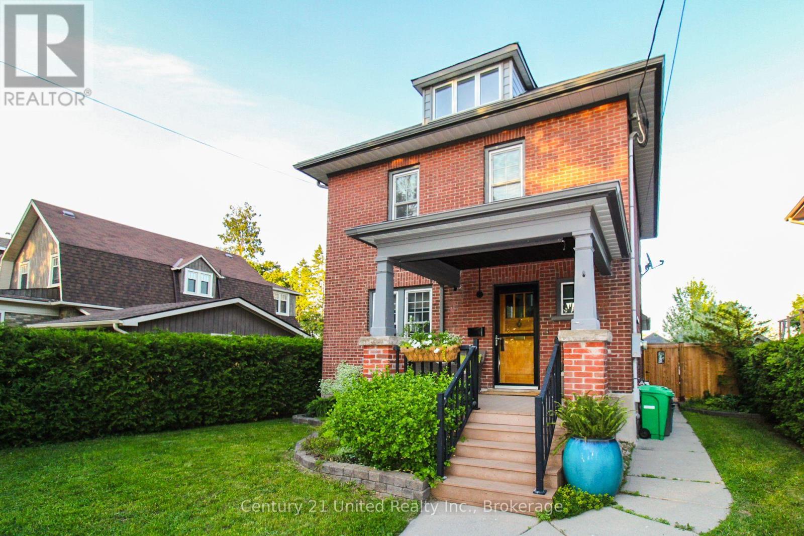 566 WATERFORD STREET - 49