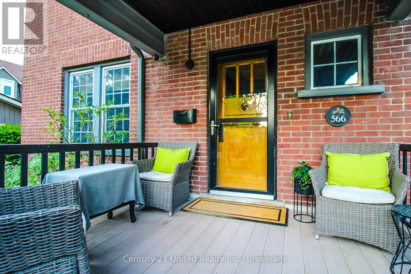 566 WATERFORD STREET - 5