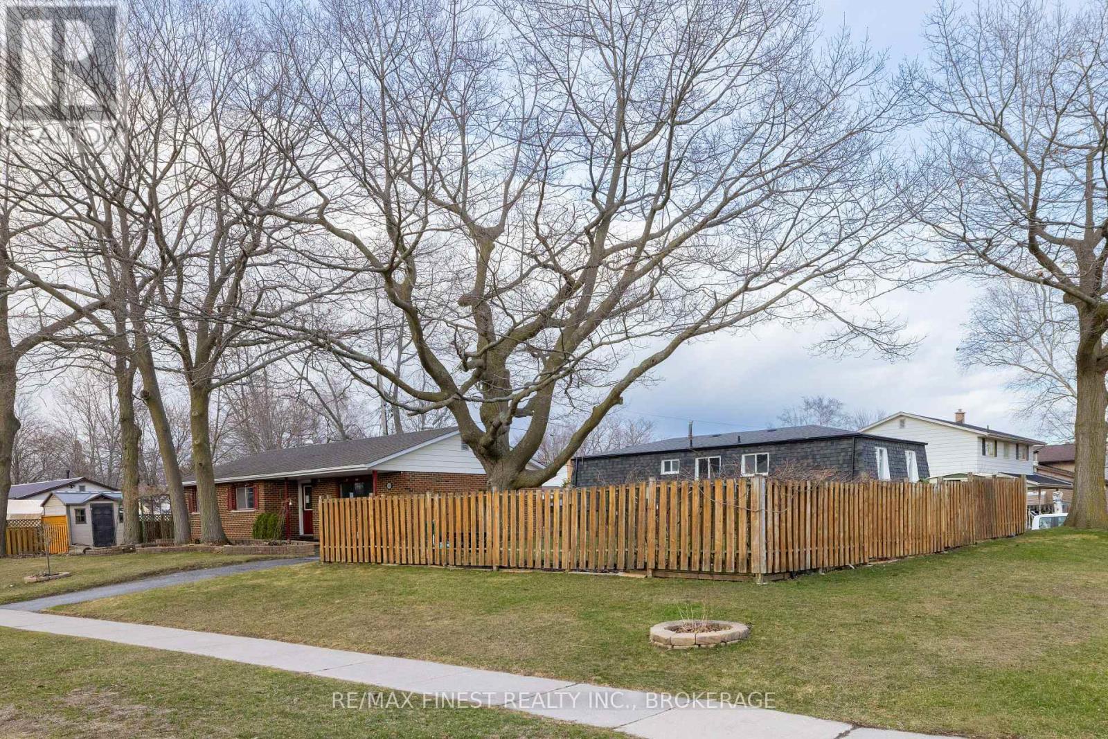 628 STANFORD STREET - 11