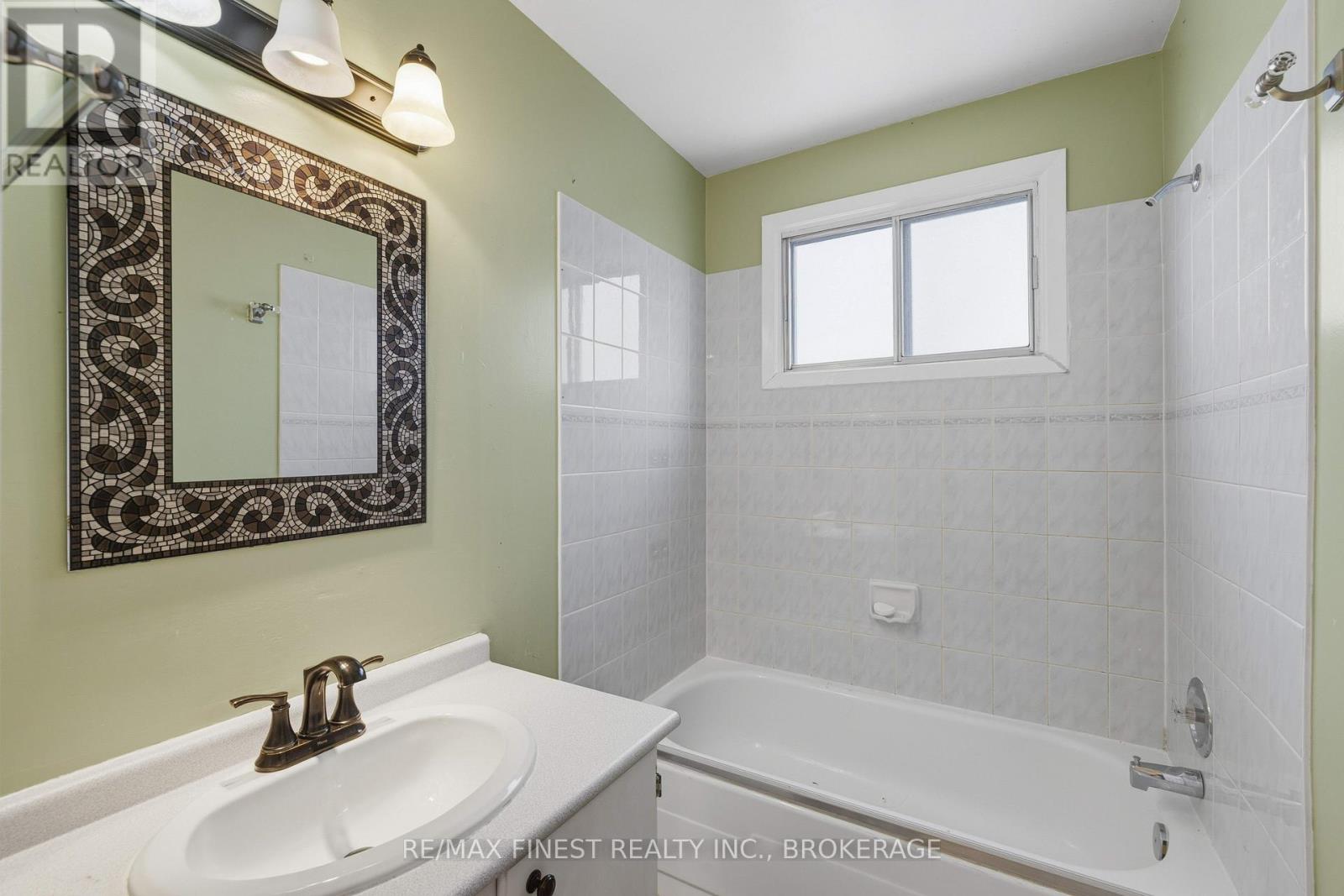 628 STANFORD STREET - 24