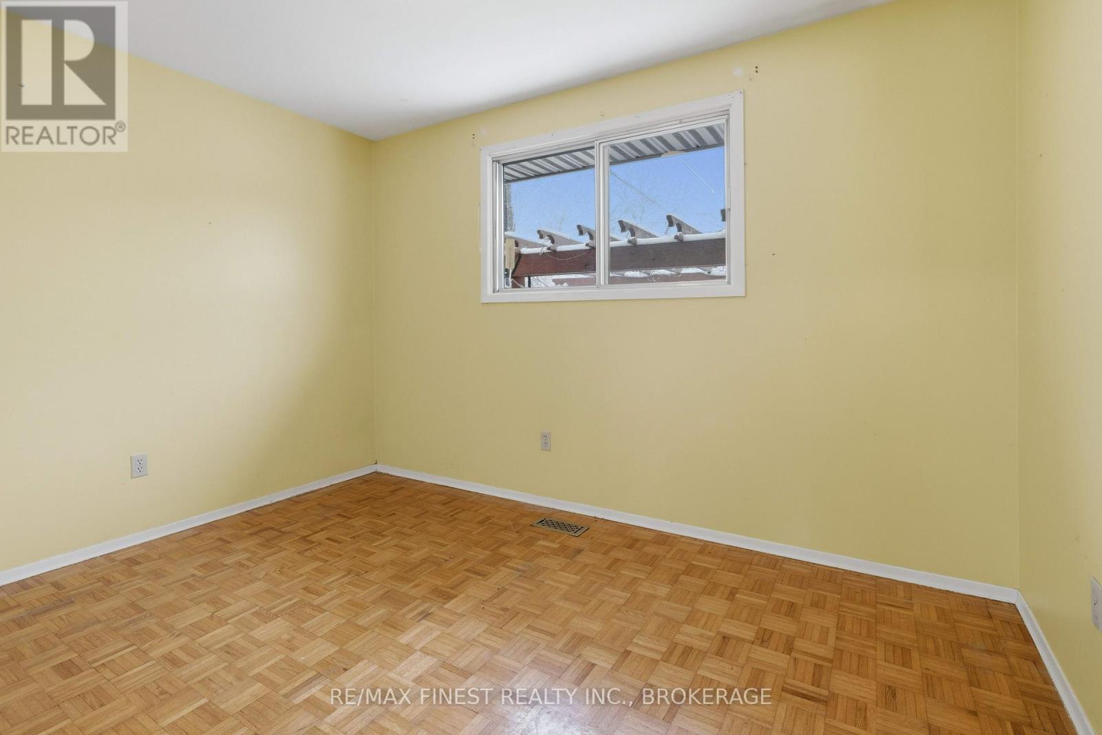 628 STANFORD STREET - 27