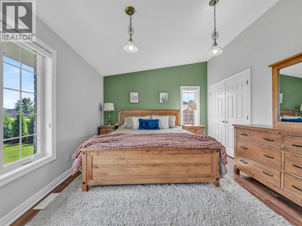 229 ST. PETER STREET - 10