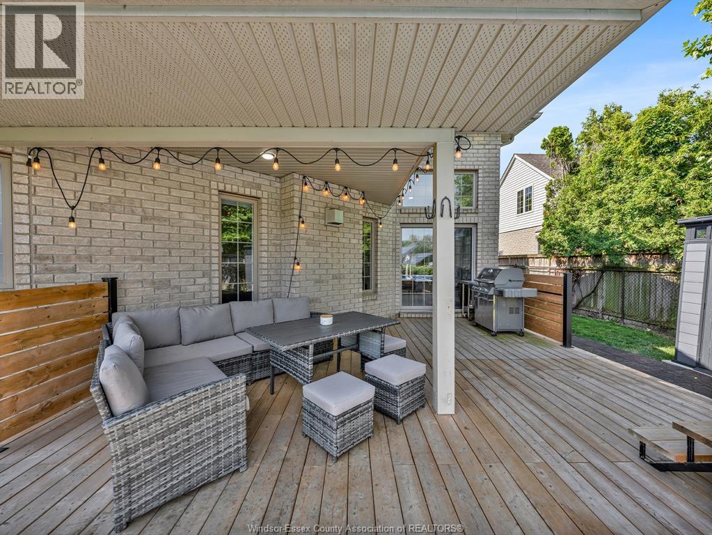 229 ST. PETER STREET - 23