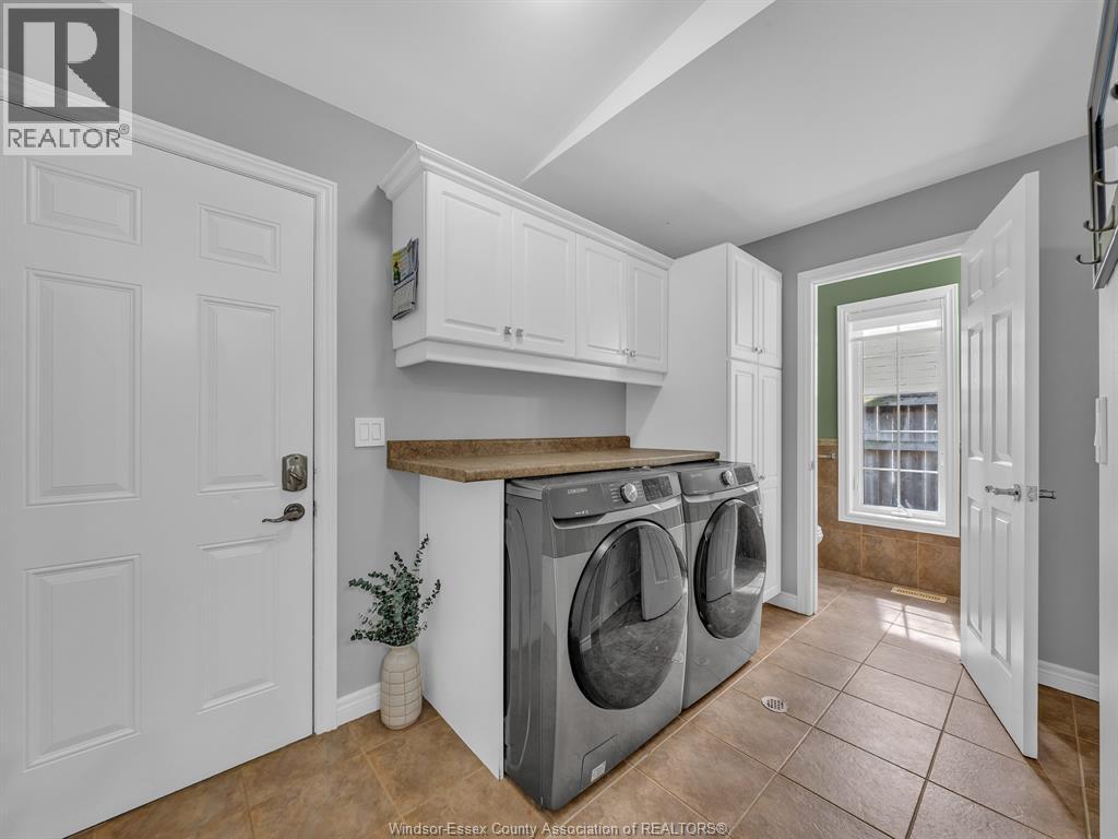 229 ST. PETER STREET - 17