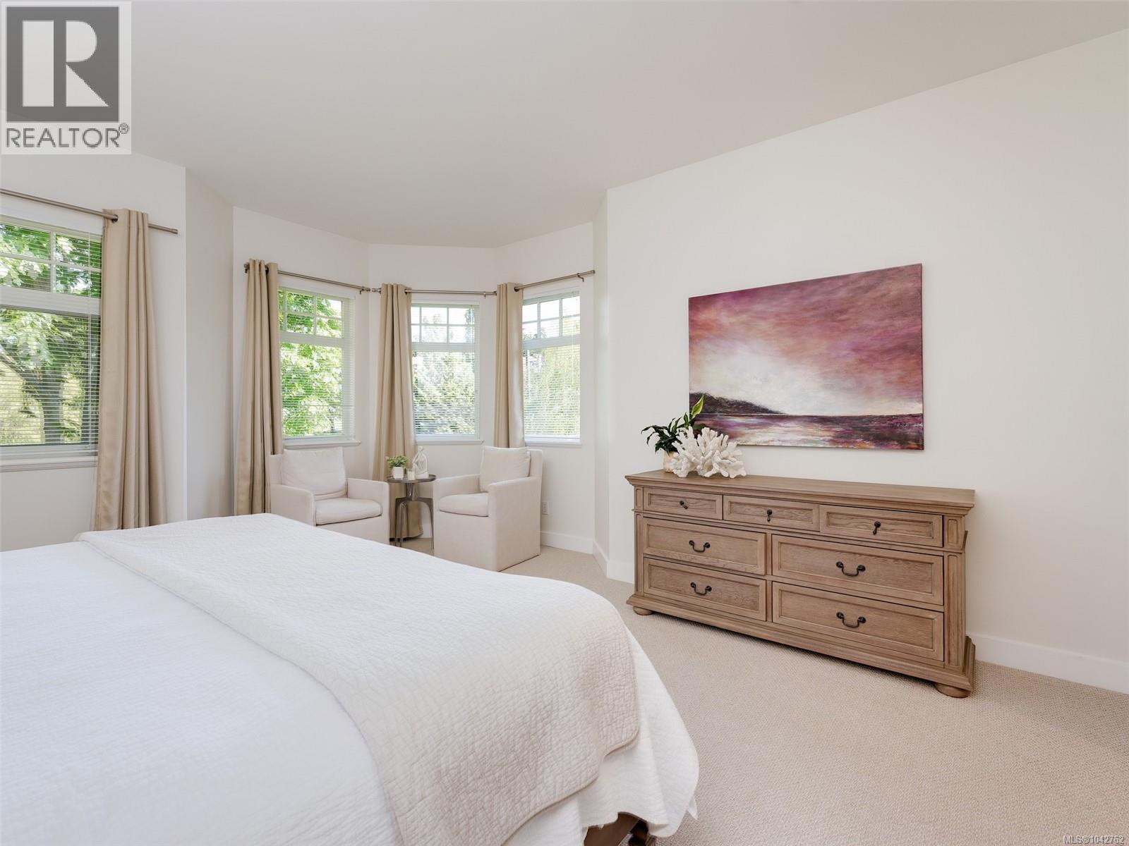  569 Caselton Place, Saanich