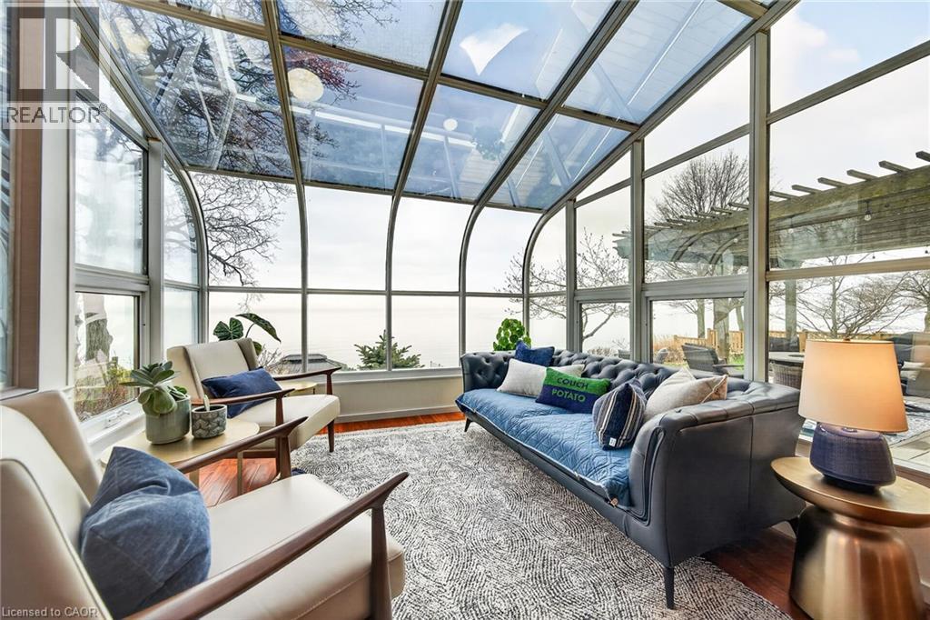 108 LAKESIDE Drive - 18
