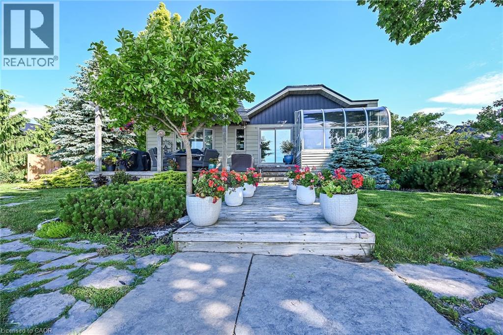 108 LAKESIDE Drive - 36