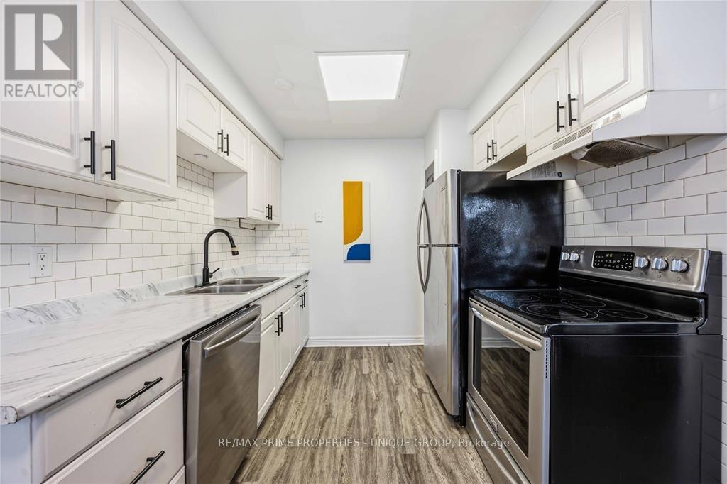 #2B 205 FANE STREET - 10