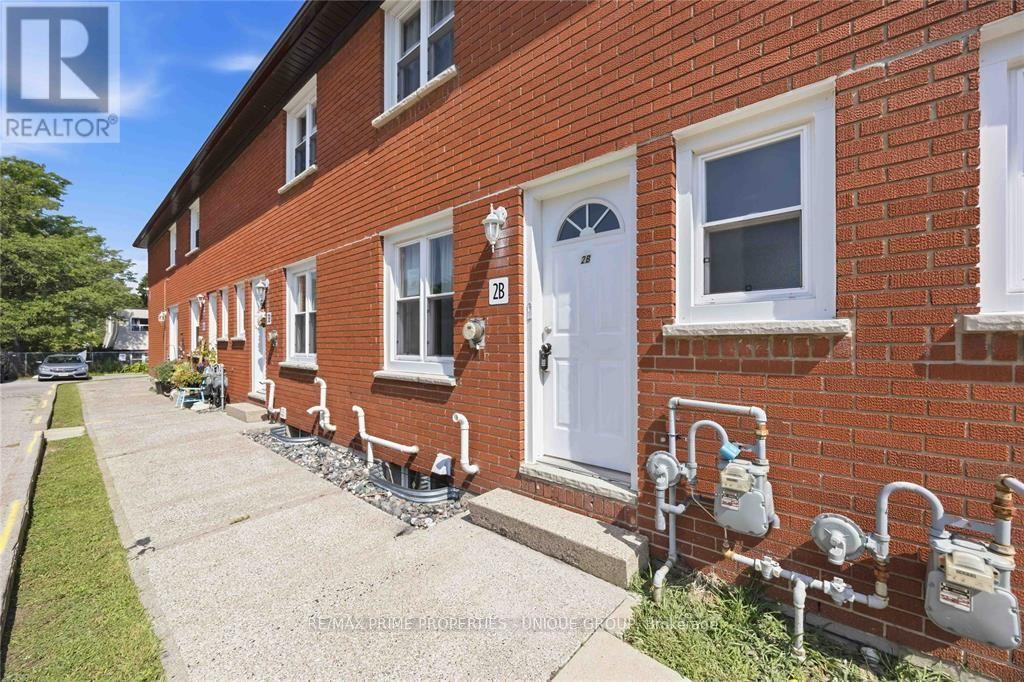 #2B 205 FANE STREET - 29