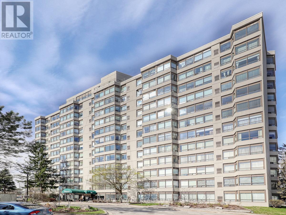 #205 744 WONDERLAND ROAD S - 1