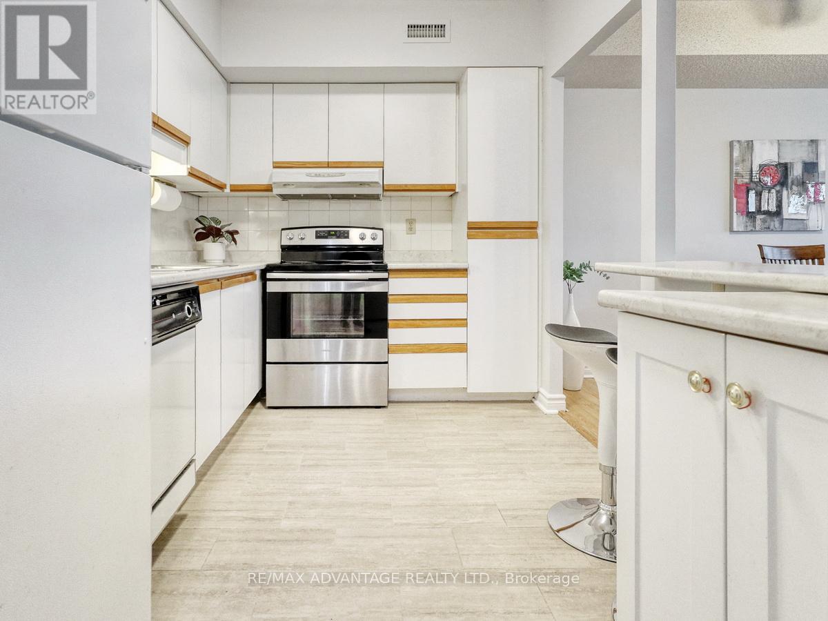 #205 744 WONDERLAND ROAD S - 16