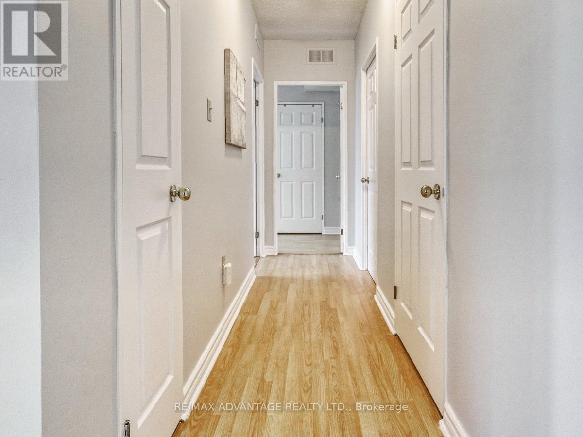 #205 744 WONDERLAND ROAD S - 21