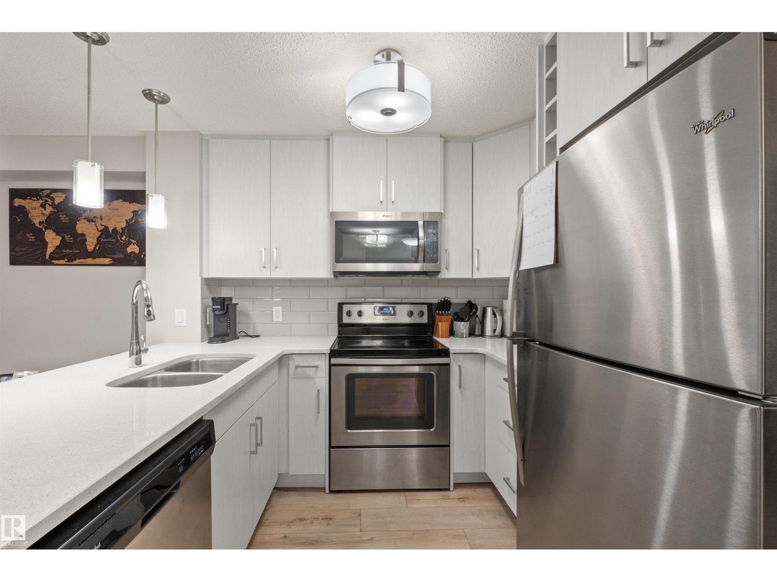 #210 2229 44 AV NW - 13