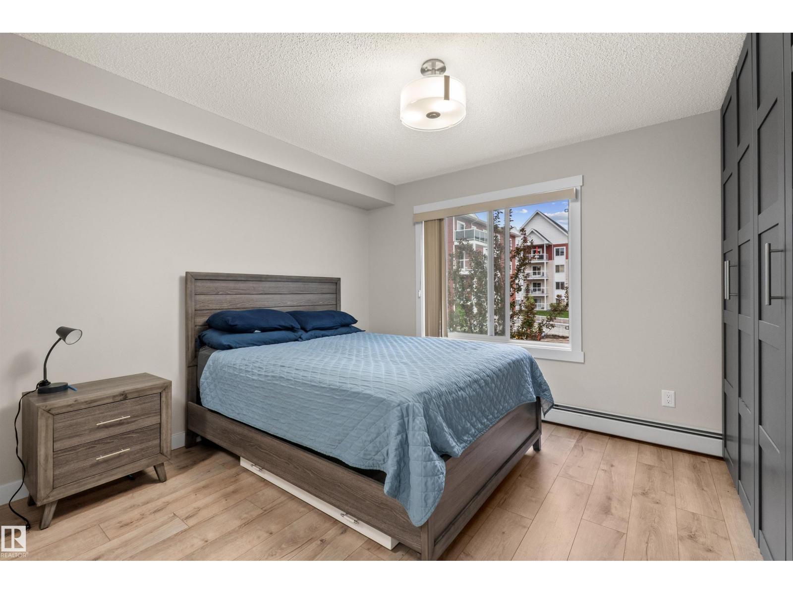 #210 2229 44 AV NW - 28