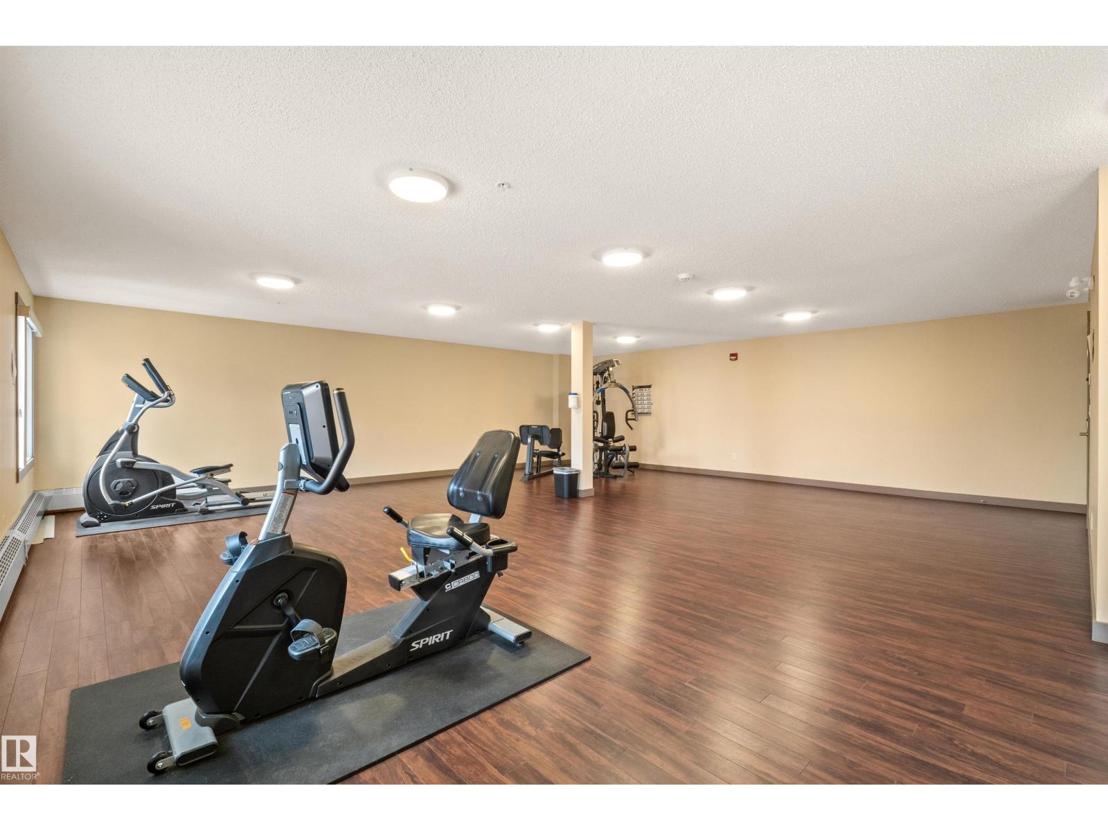 #210 2229 44 AV NW - 37