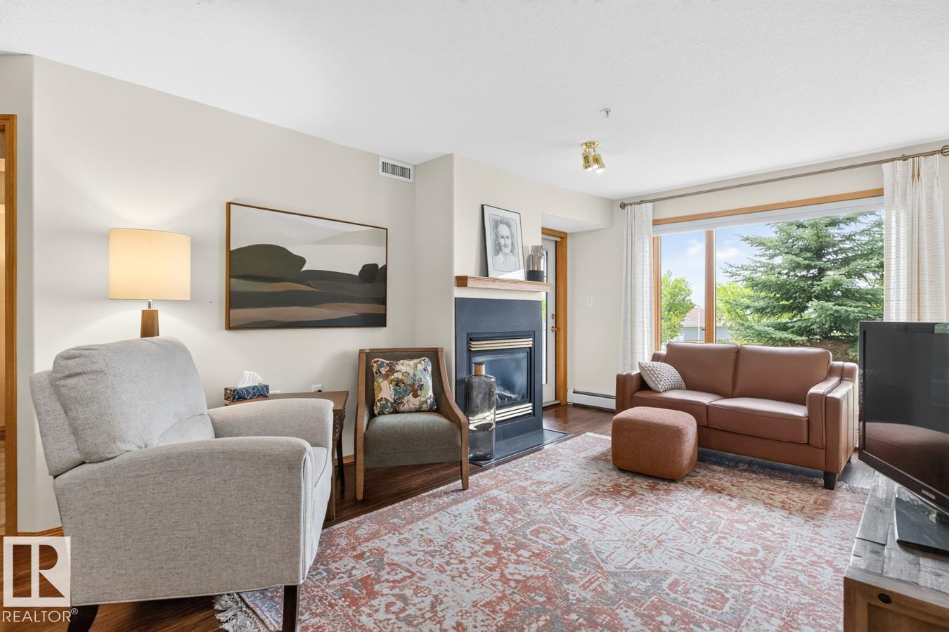 #226 200 BETHEL DR - Image 3