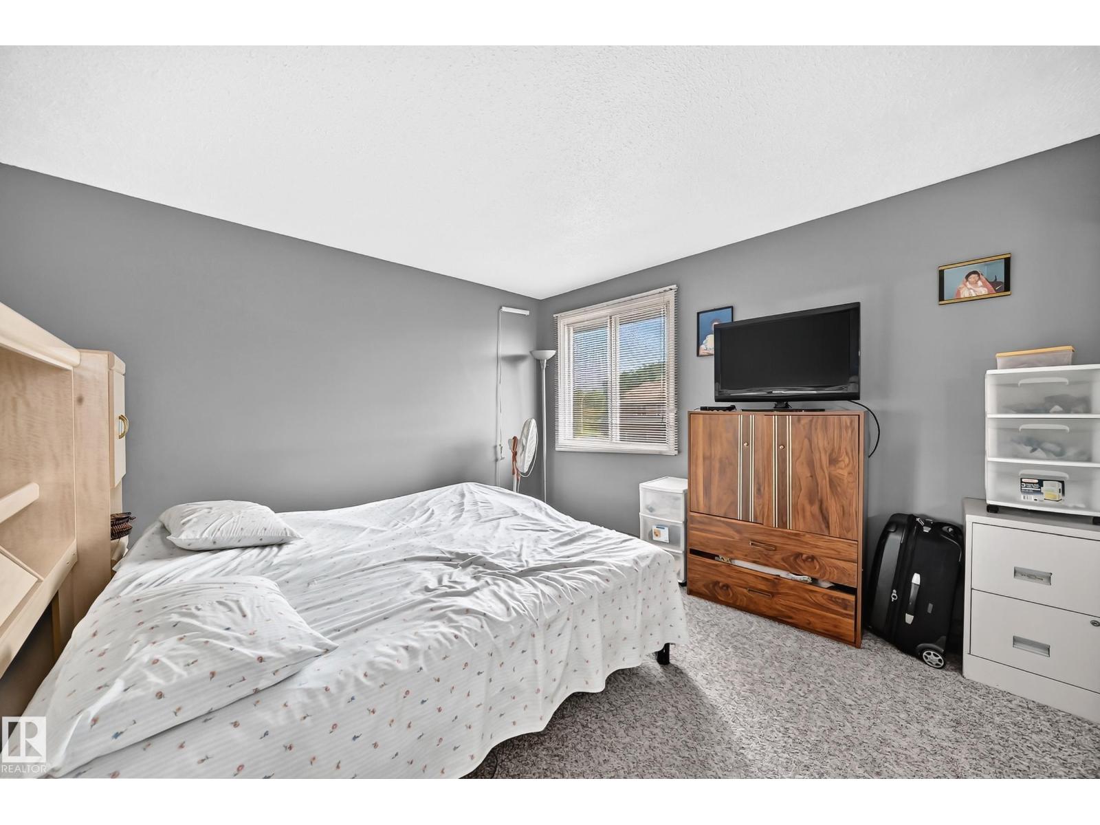 243 Abbotsfield RD NW - 18