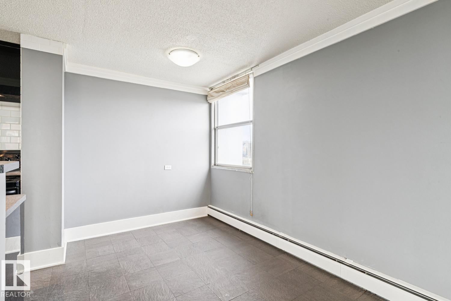 #1107 9930 113 ST NW - 8