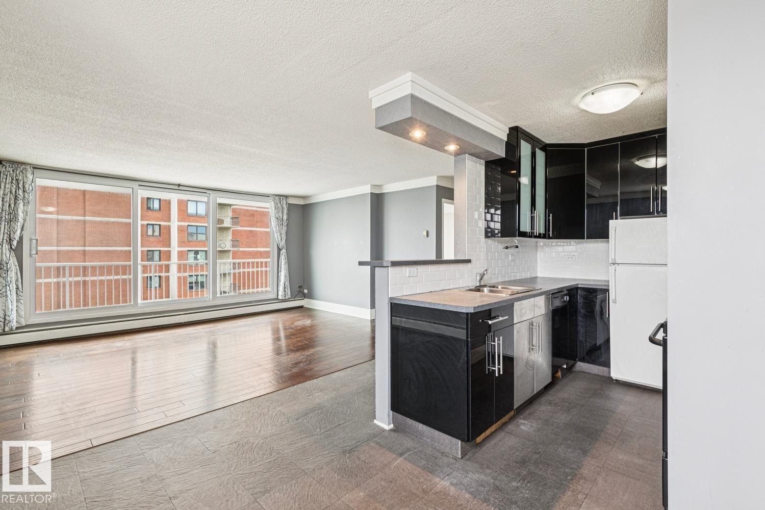 #1107 9930 113 ST NW - 9