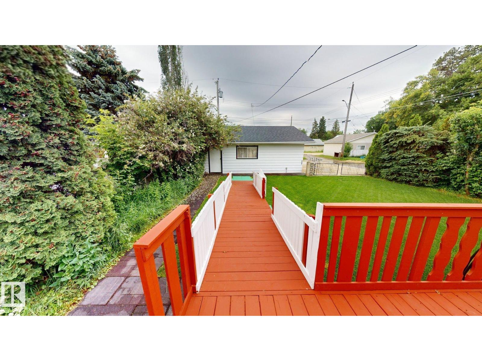 13915 135A AV NW - 4