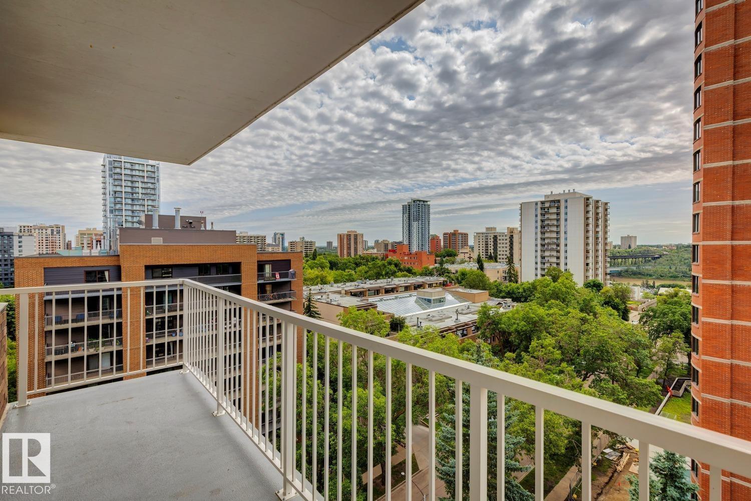 #1107 9930 113 ST NW - 17