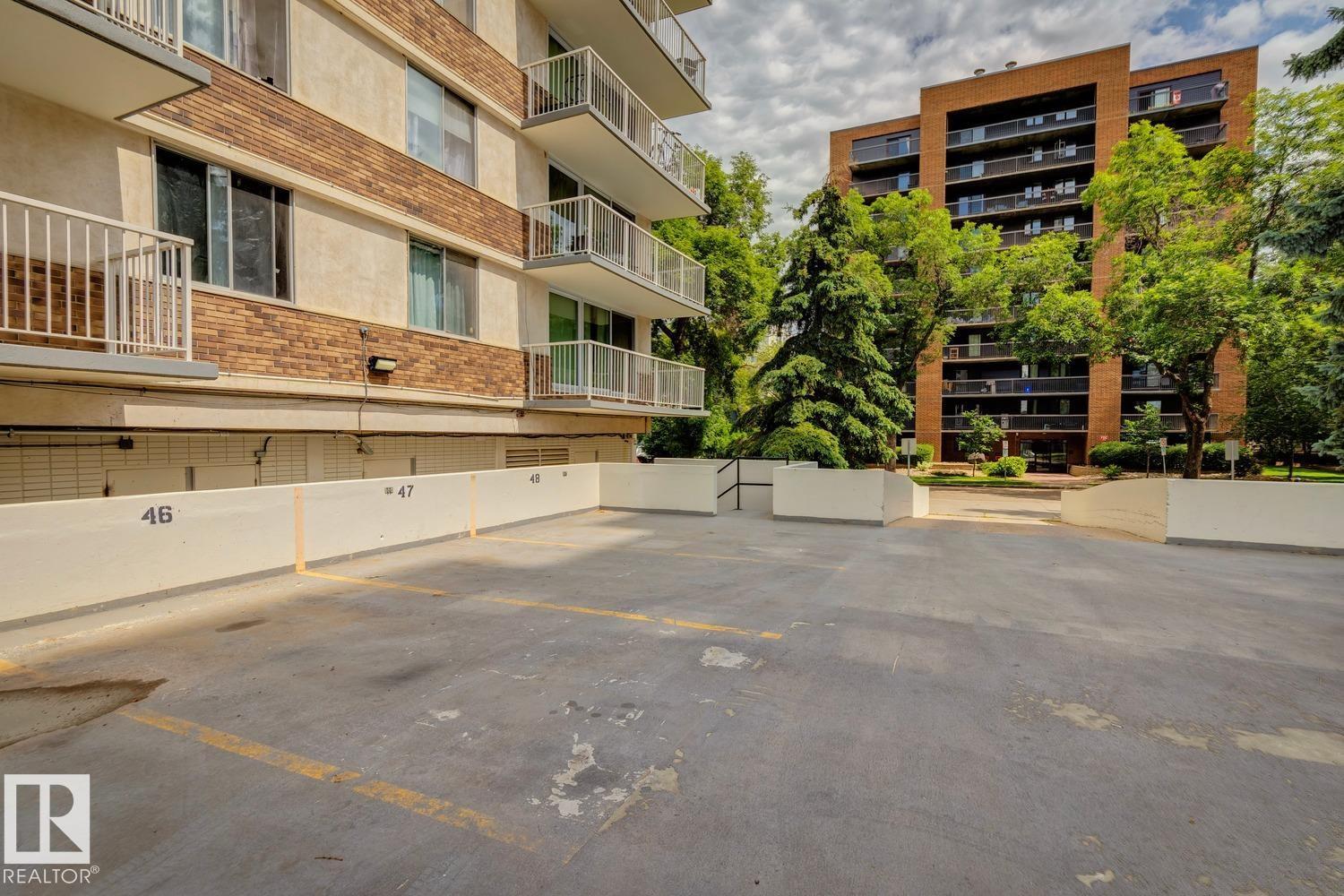 #1107 9930 113 ST NW - 26