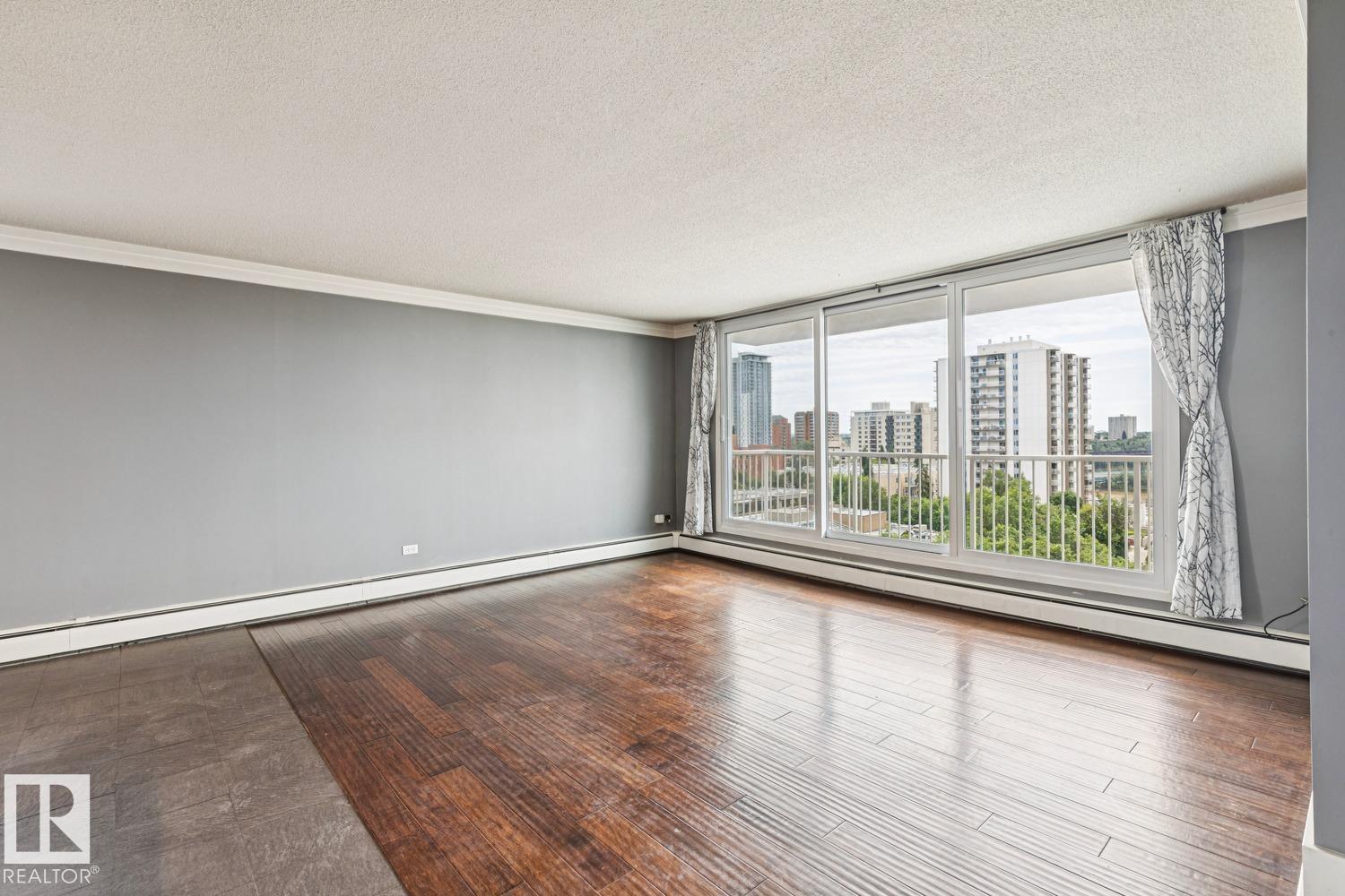 #1107 9930 113 ST NW - 3