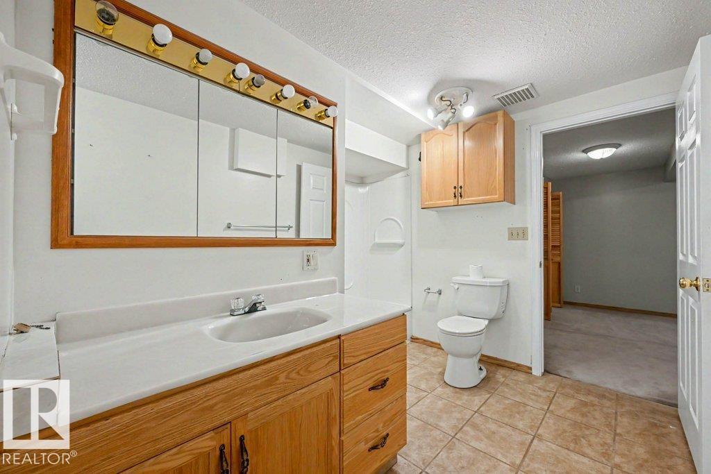 26 LOUISBOURG PL - 49