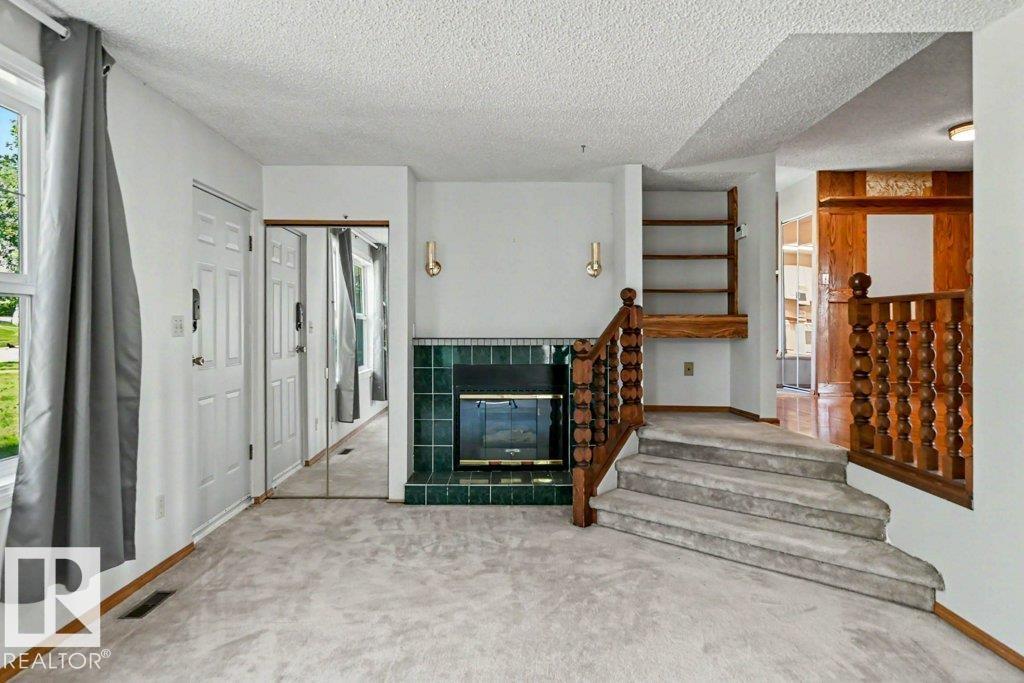 26 LOUISBOURG PL - 18