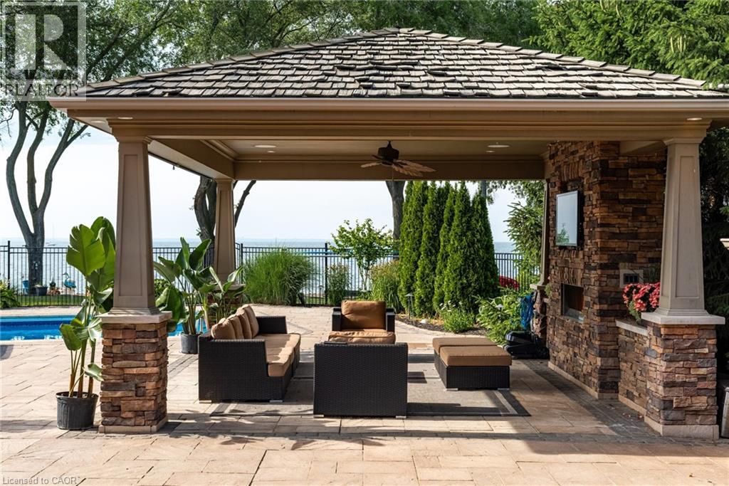 17 LOCHSIDE Drive - 42