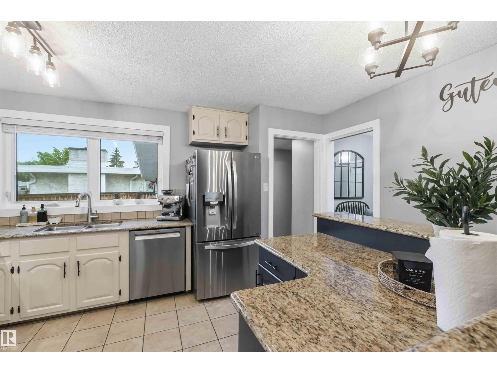 11431 144 AV NW - 19