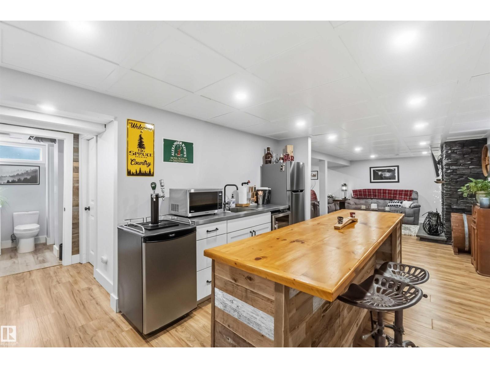 11431 144 AV NW - 45