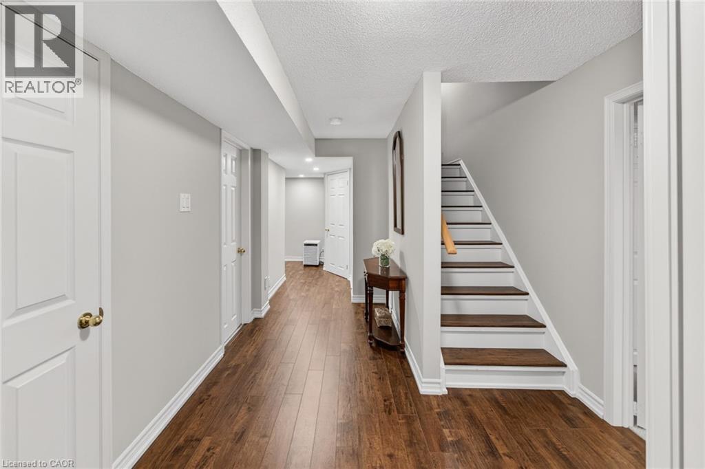 17 EATON Street - 27