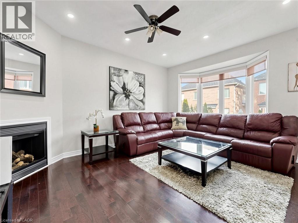 208 WESTON Drive - 8