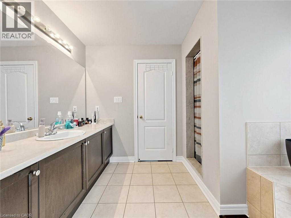 208 WESTON Drive - 31
