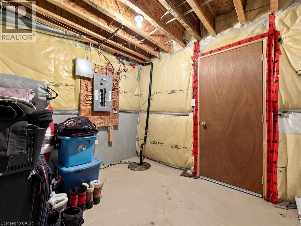 208 WESTON Drive - 43