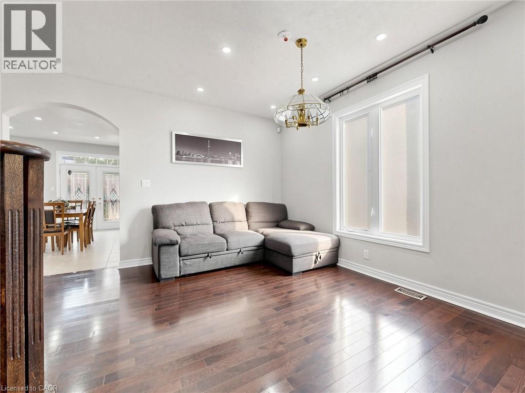 208 WESTON Drive - 6