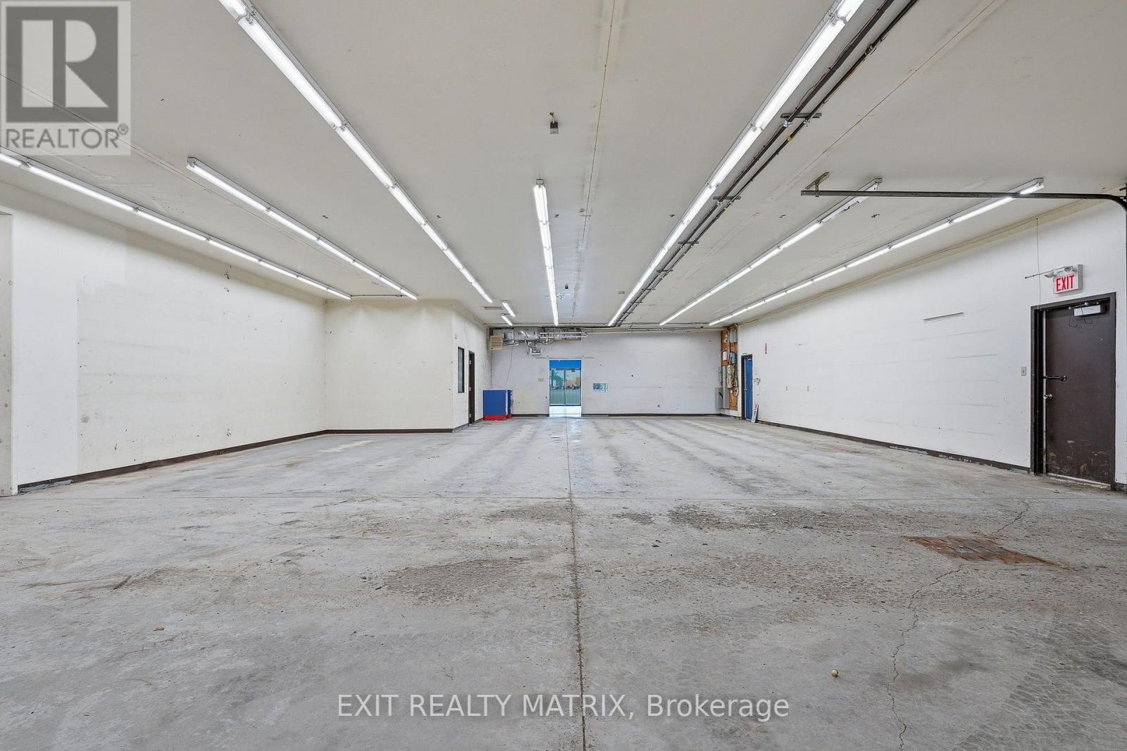 699 NOTRE DAME ROAD, Ottawa. Luxury613. By Peter Sagos - Image 17