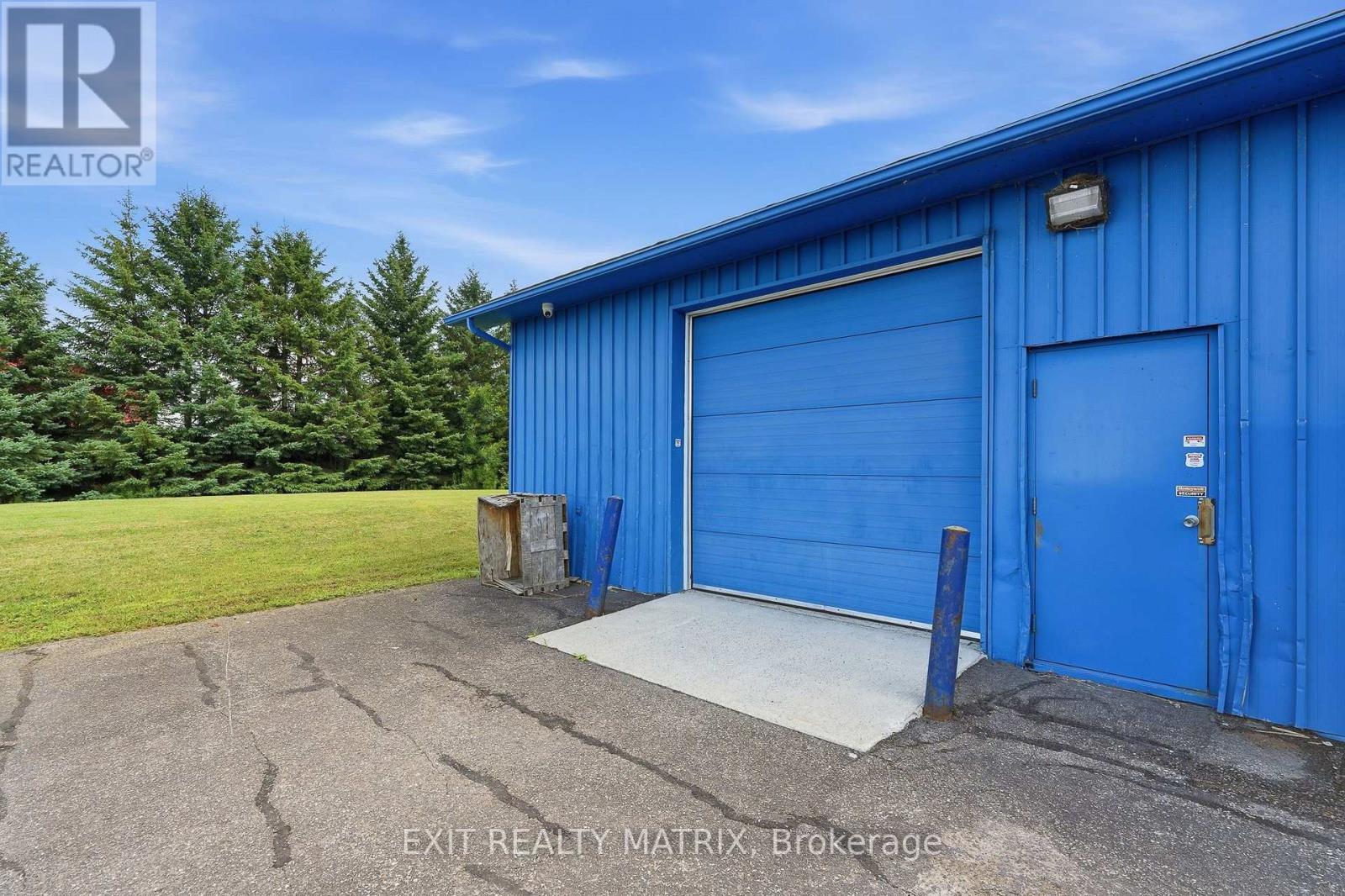 699 NOTRE DAME ROAD, Ottawa. Luxury613. By Peter Sagos - Image 32
