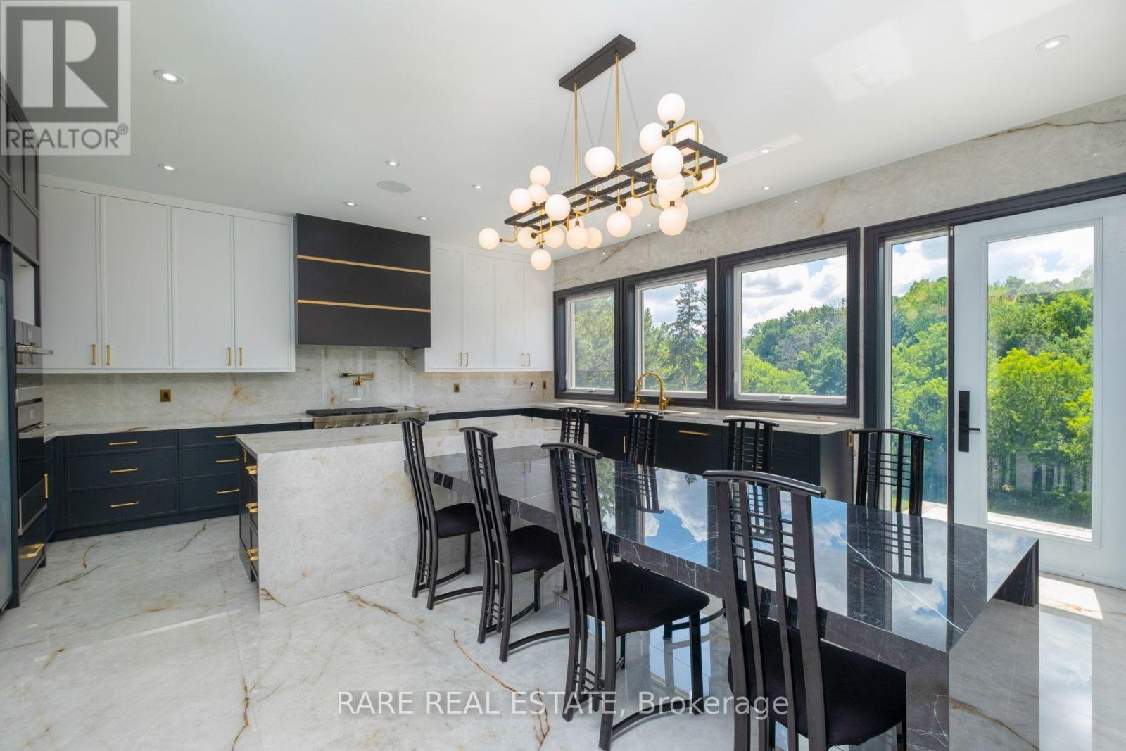 23 VALLEYVIEW COURT - 18